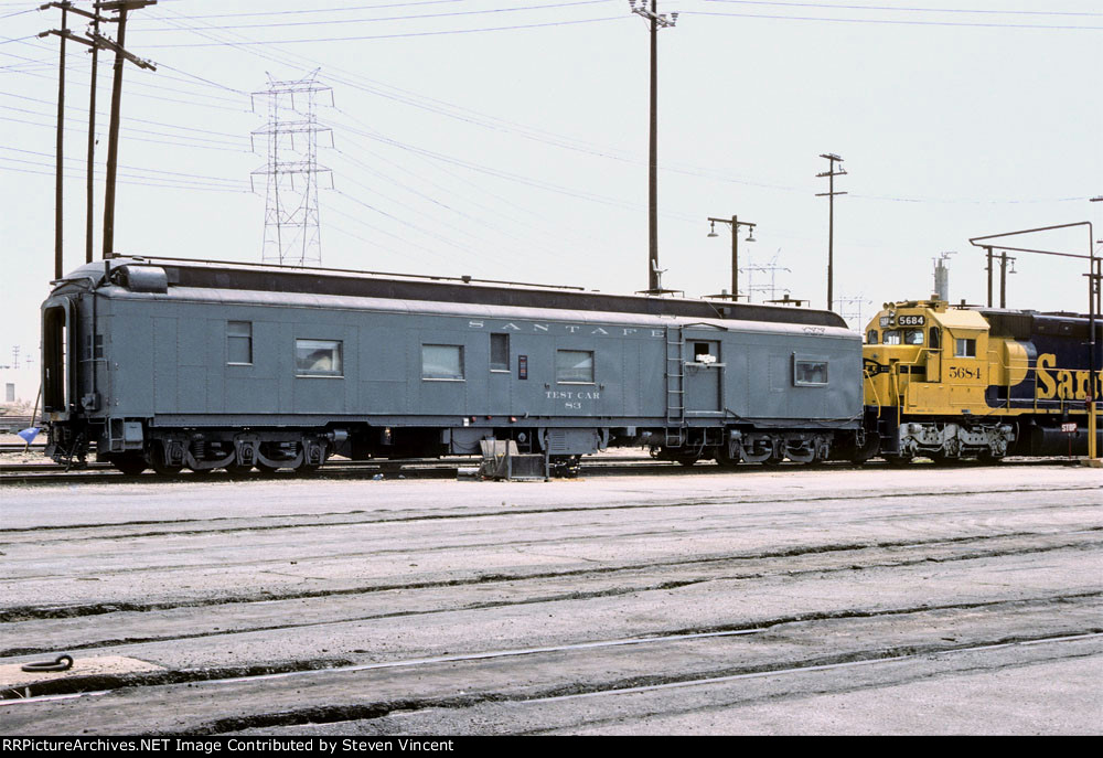 Samta Fe Test car #83. Note camera a wires going toward 5684. 